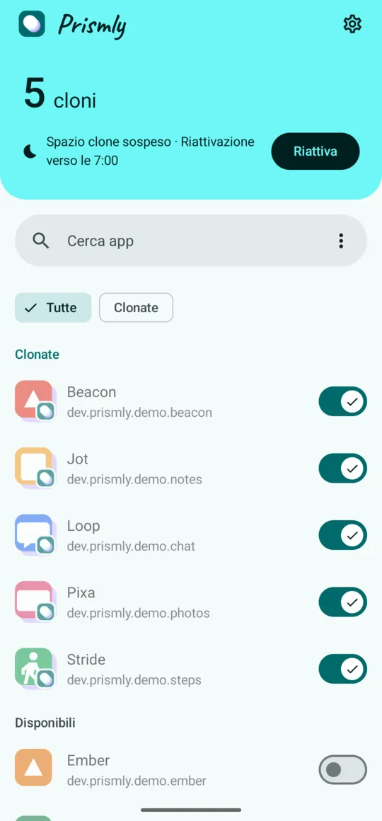 Pagina principale di Prismly: spazio clone sospeso, riattivazione verso le 7:00